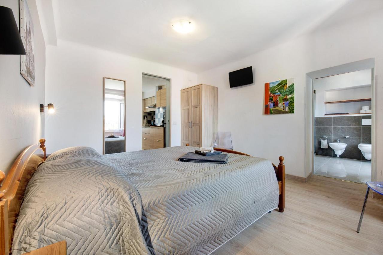 בלאג'יו Taronico Apartments Duck מראה חיצוני תמונה